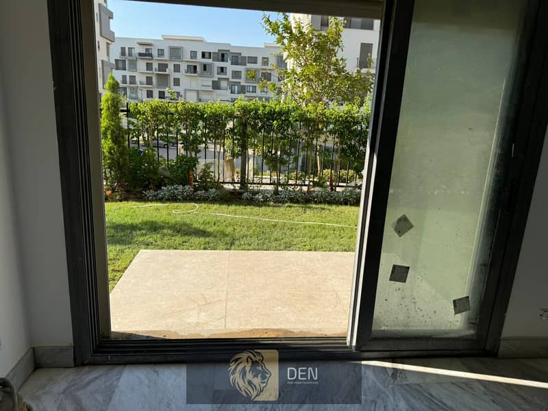 Apartment for rent, immediate receipt, fully finished, with kitchen and acs , in the most prestigious compound in the Fifth Settlement, “Eastown” 1