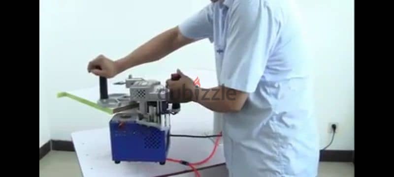 ماكينة تركيب شريط pvc لجميع انواع الاخشاب. 1