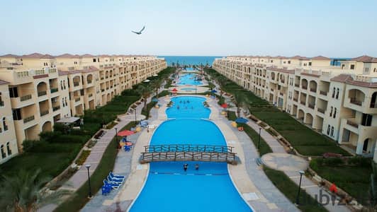 Catch your discount offer, half of your deposit, a chalet for sale in Ain Sokhna, after the village of Stella Di Mare, after the Sokhna gates, an hour