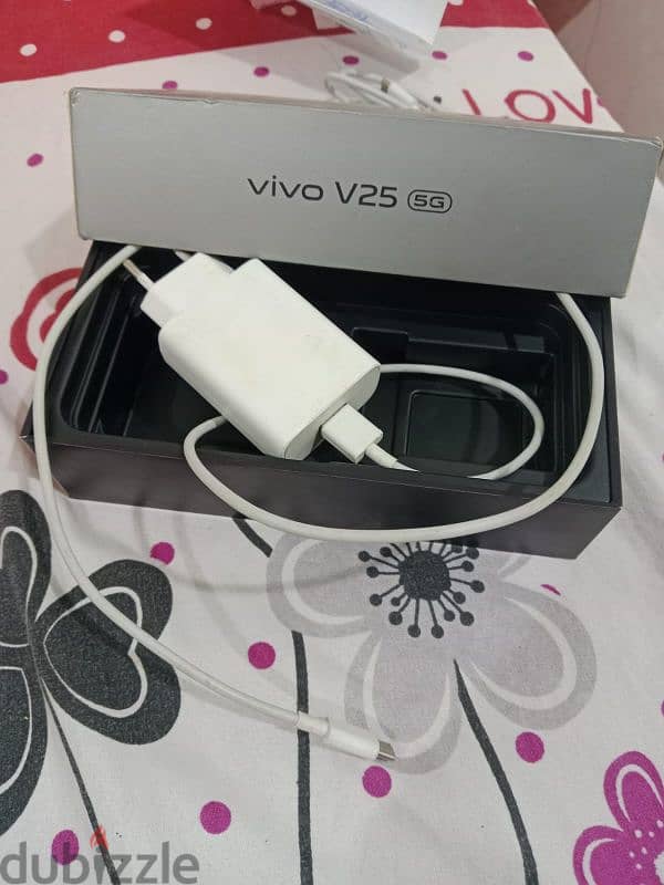 Vivo V25 5G 3