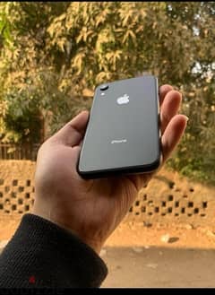 ايفون xr