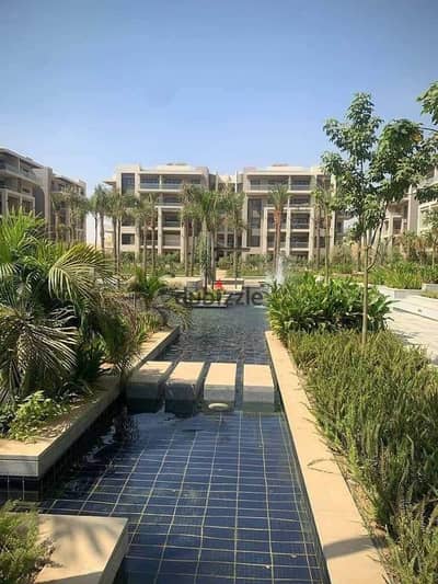 شقه كاملة التشطيب فى sodic east امام مدينتى مباشرة و بجوار الجامعه البيرطانيه بالتقسيط على 10 سنين aparment for sale