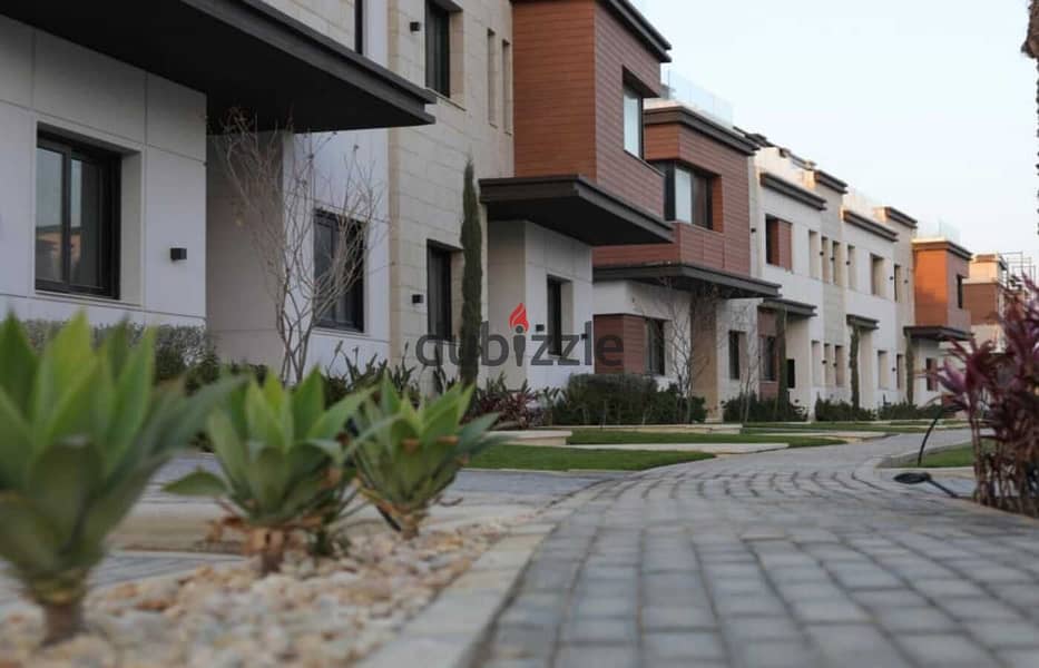 Townhouse Middle 237m For Sale Immediate Receipt In azzar new cairo New Cairo 1