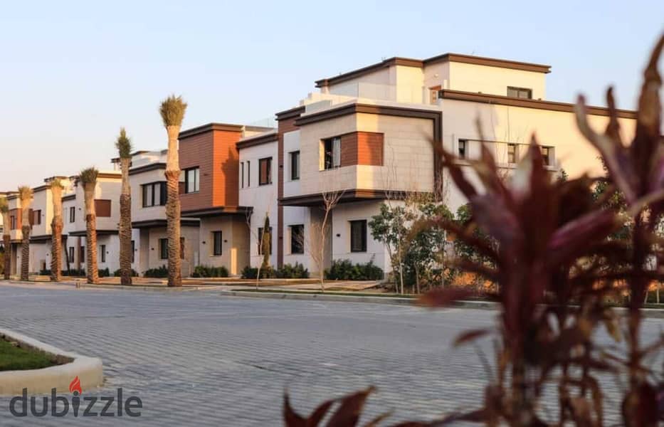 Townhouse Middle 237m For Sale Immediate Receipt In azzar new cairo New Cairo 8