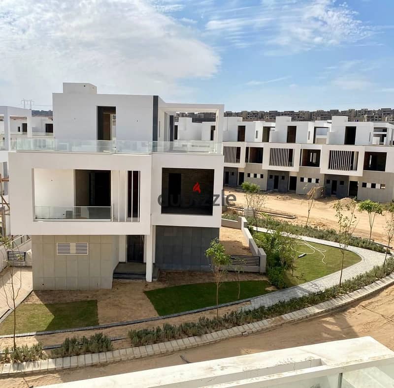 Townhouse for sale, Joulz October Compound, with a distinctive view 7