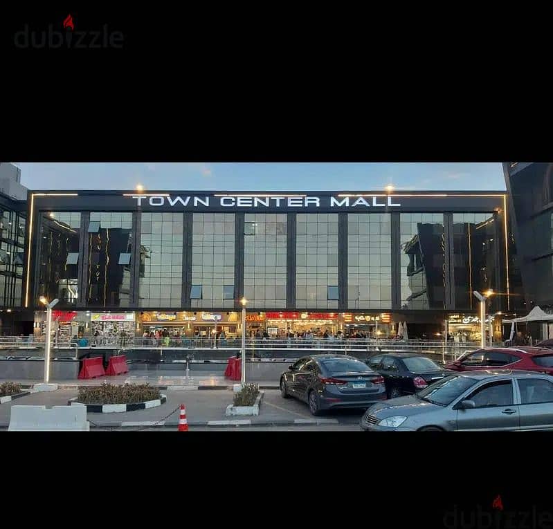 Own your commercial store with immediate delivery in the strongest mall currently operating in Shorouk City, TOWN CENTER Mall 5