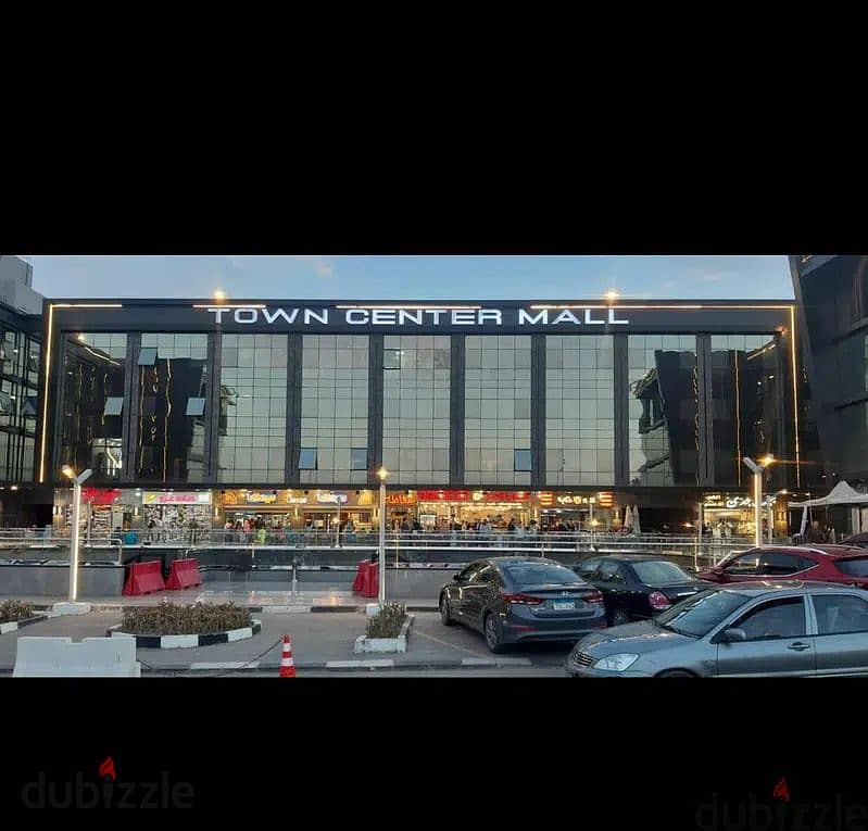 Own your commercial store with immediate delivery in the strongest mall currently operating in Shorouk City, TOWN CENTER Mall 6