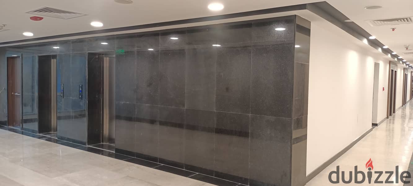 Office for rent fully finished Trivium Mall Sheikh Zayed 7