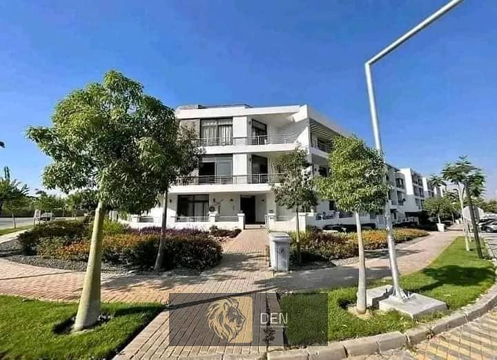 Apartment with a distinctive view of the garden in Tag City 5