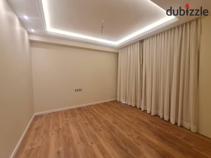 exceptional chic apartment for rent in silver palm compound beside waterway new cairo 3