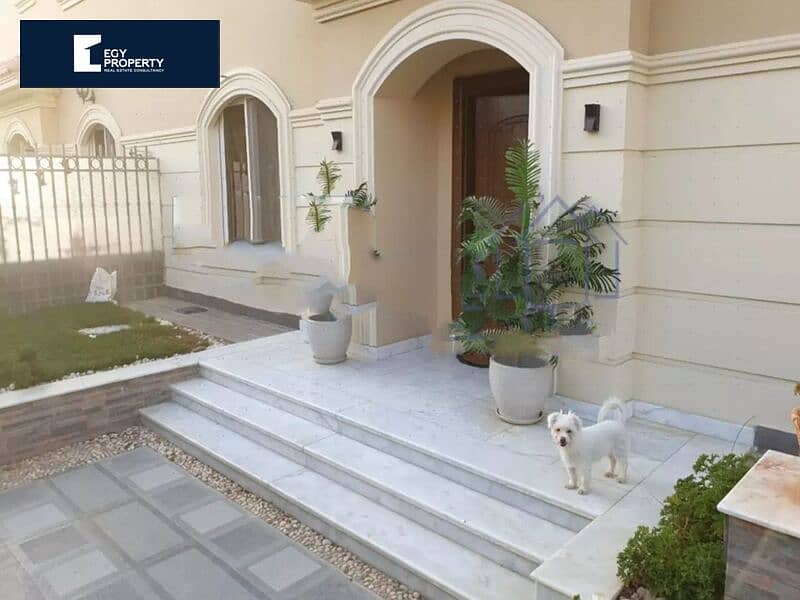 villa Ready to move, for sale in Patio 5 East Compound -  at the entrance to Shorouk 2, with installments 3