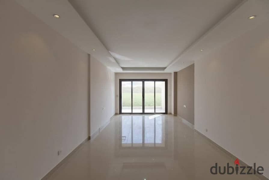 Apartment for sale super luxurious finished for sale in the First Settlement Creek Town Compound next to Family Park Al Rehab in front of Gate 2 AlReh 1