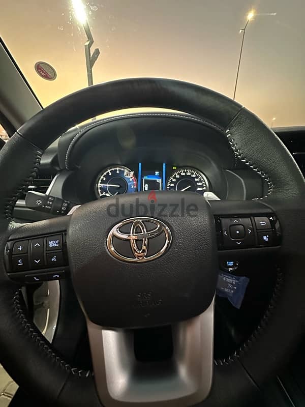 Toyota Fortuner 2025 8