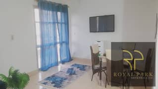 for rent fully furnished . . 2 beds 2 bathrooms. garden view. . first hand