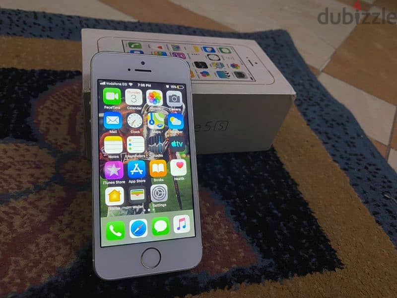 IPhone 5s Withbox In perfect condition for sale 5