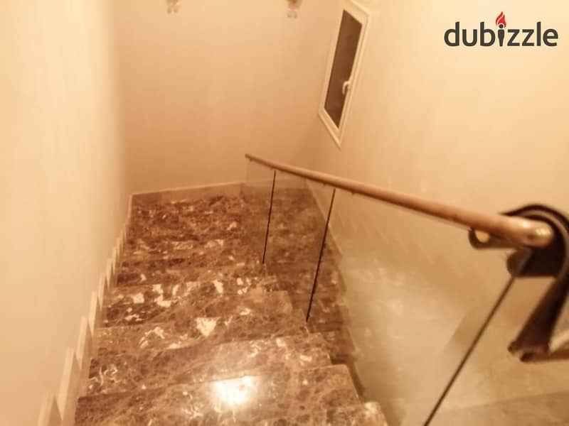 Fully furnished duplex for sale, 550 square meters, in Yasmine 8 3