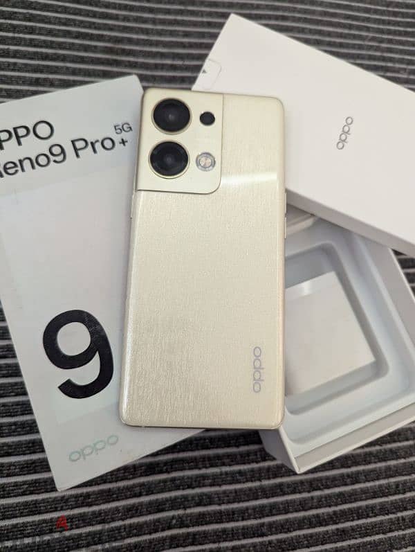 oppo Reno 9 pro plus 4