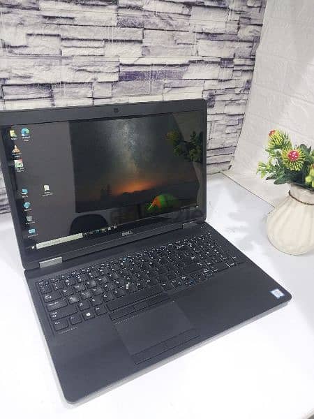 Dell Latitude 5570 2