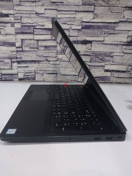 Dell Latitude 5570 4