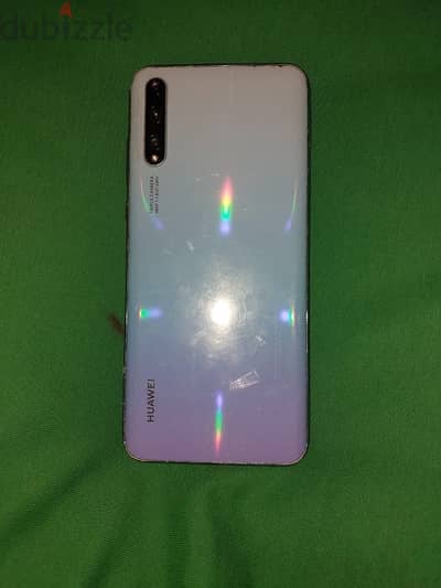 Huawel y 8p