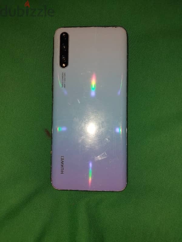 Huawel y 8p 0