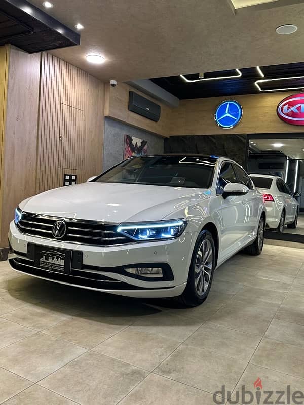 Volkswagen Passat 2022 عداد ٢٠ الف فابريكه بالكامل 1