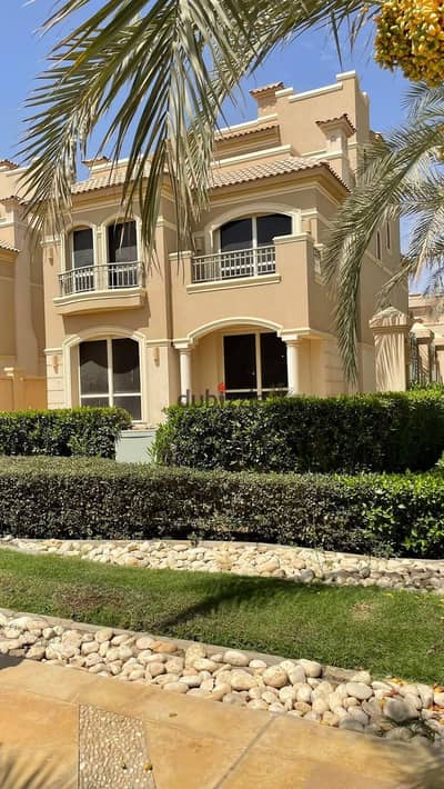 Townhouse for sale in El Patio Prime El Shorouk (ready for delivery) in installments over the longest payment period