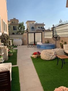 Independent villa for sale 554 m | Ready for viewing with installments over 8 years in Hyde Park New Cairo 0