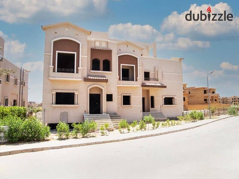 Villa for sale 552 m + basement 200 m immediate delivery in installments  Katameya Gardens inbehind the American University 4