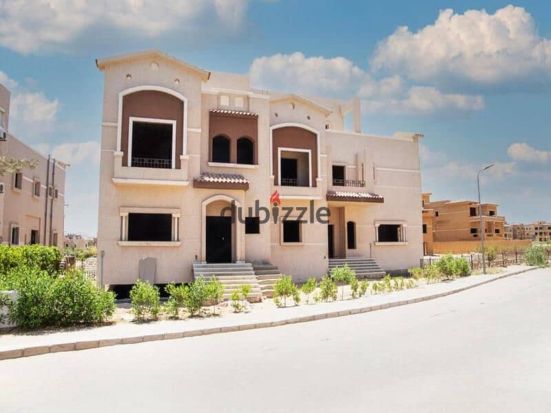 Villa for sale 552 m + basement 200 m immediate delivery in installments  Katameya Gardens inbehind the American University 8