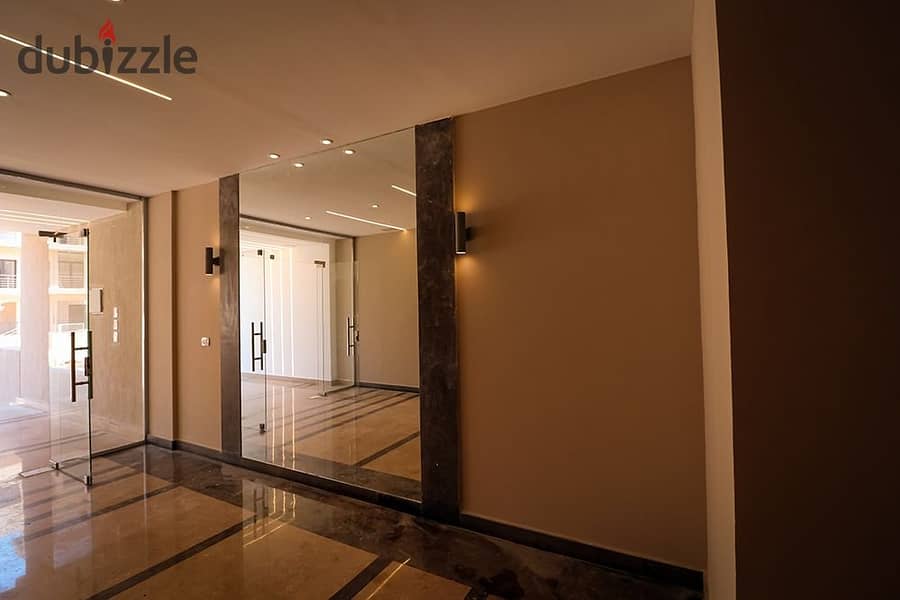 Apartment for sale Fully Finished and Ready to Move in Al Marasem Fifth Square New Cairo 10