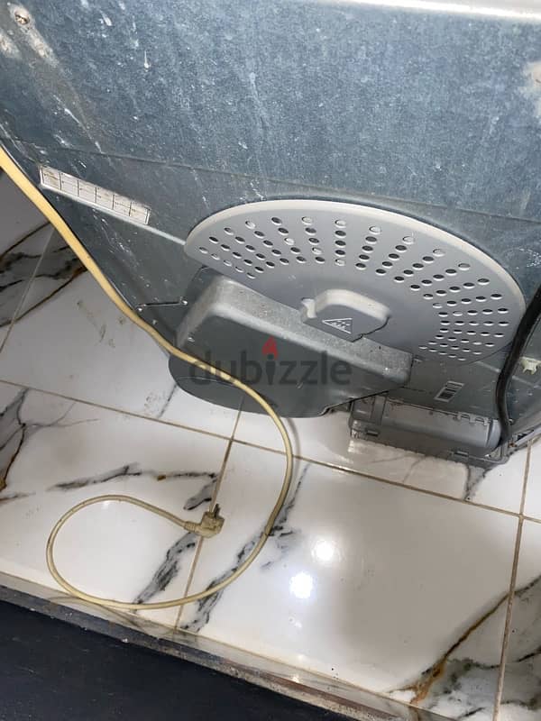 مجفف اريستون  dryer ariston 2