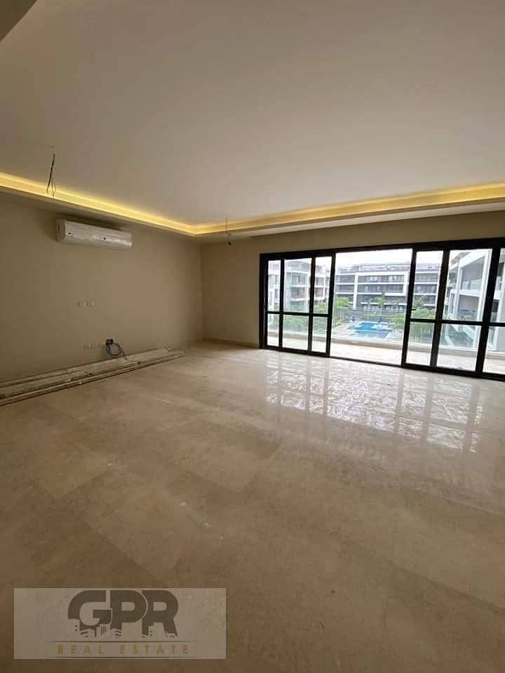 For sale, an apartment with an area of ​​240 square meters in Patio Oro Compound in the Fifth Settlement 5