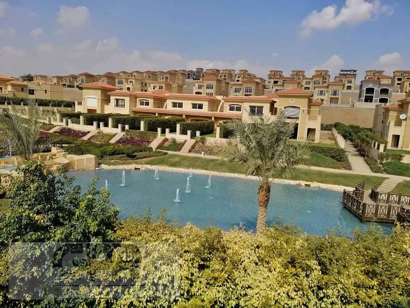 Stone Villa 350sqm with private entrance +Garden in stone park new cairo 8