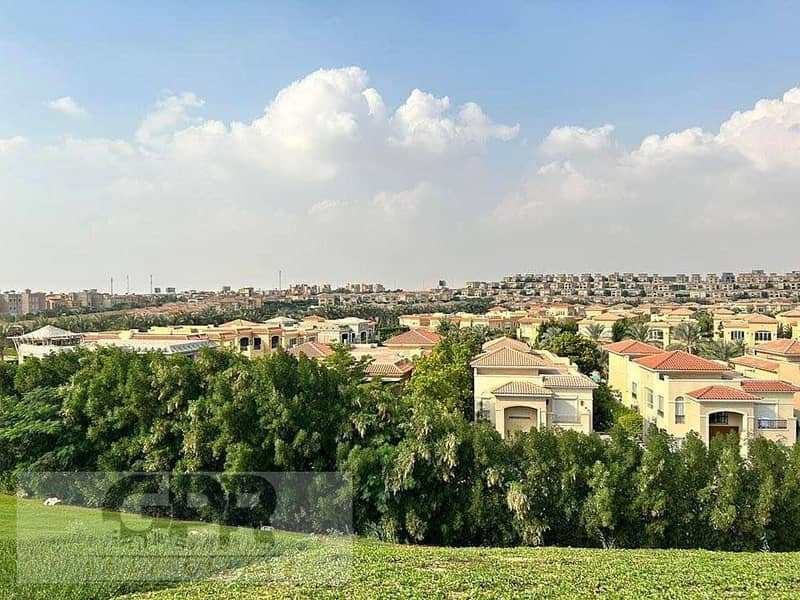 Stone Villa 350sqm with private entrance +Garden in stone park new cairo 12