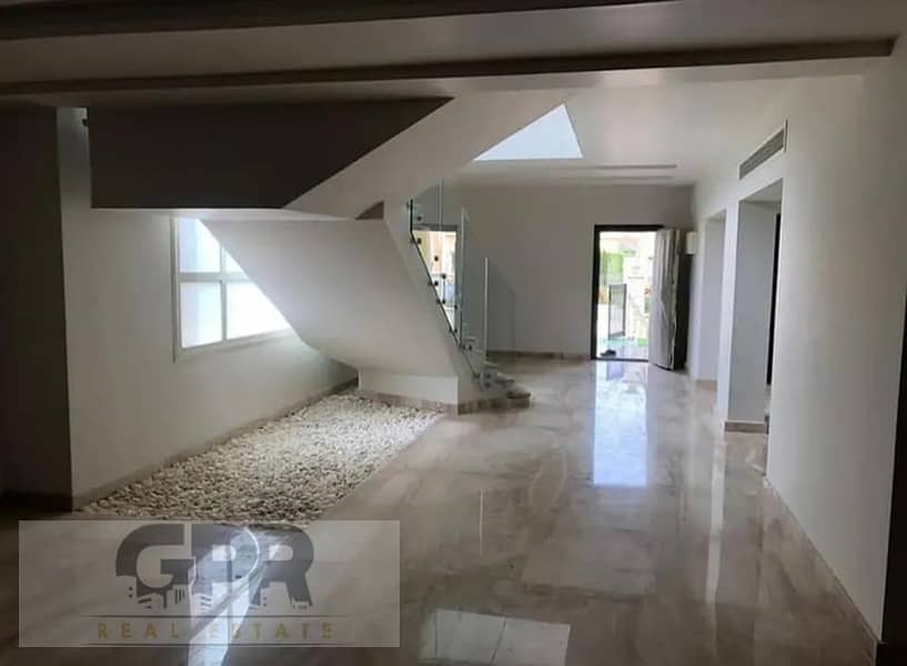 Stone Villa 350sqm with private entrance +Garden in stone park new cairo 13