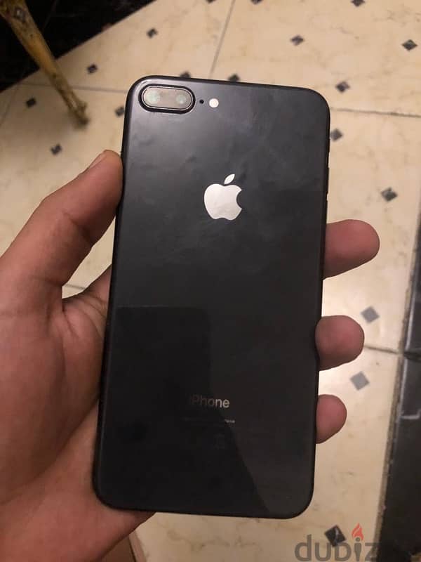 iphone 8 plus 256GB جهاز فقط مفهوش غير شرخ فاغا 0