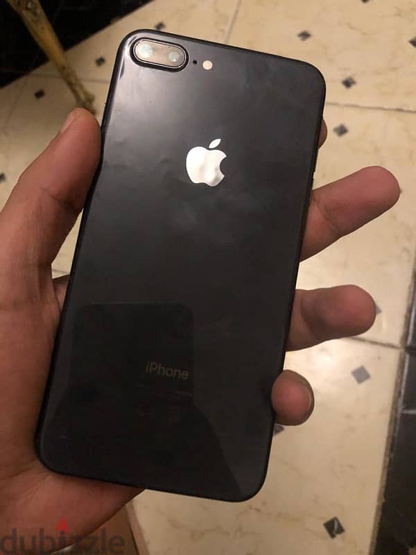 iphone 8 plus 256GB جهاز فقط مفهوش غير شرخ فاغا 3