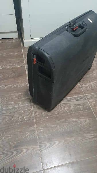 carlton luggage شنطة سفر للبيع كارلتون 3