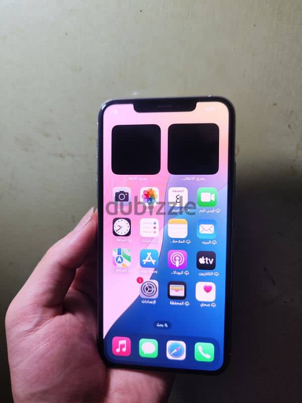 Iphone 11 pro max    ايفون 11 برو ماكس 
256 G  88 B 4