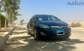 Opel Astra Hatchback 2012 for sale أوبل استرا