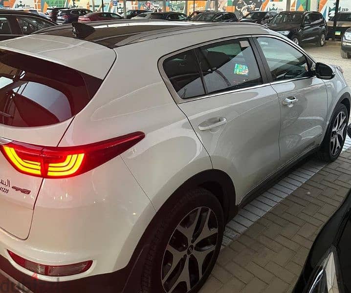 Kia Sportage 2018 GT Line  عداد ١٥ الف فقط الوحيده في مصر 3