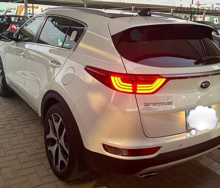 Kia Sportage 2018 GT Line  عداد ١٥ الف فقط الوحيده في مصر 4