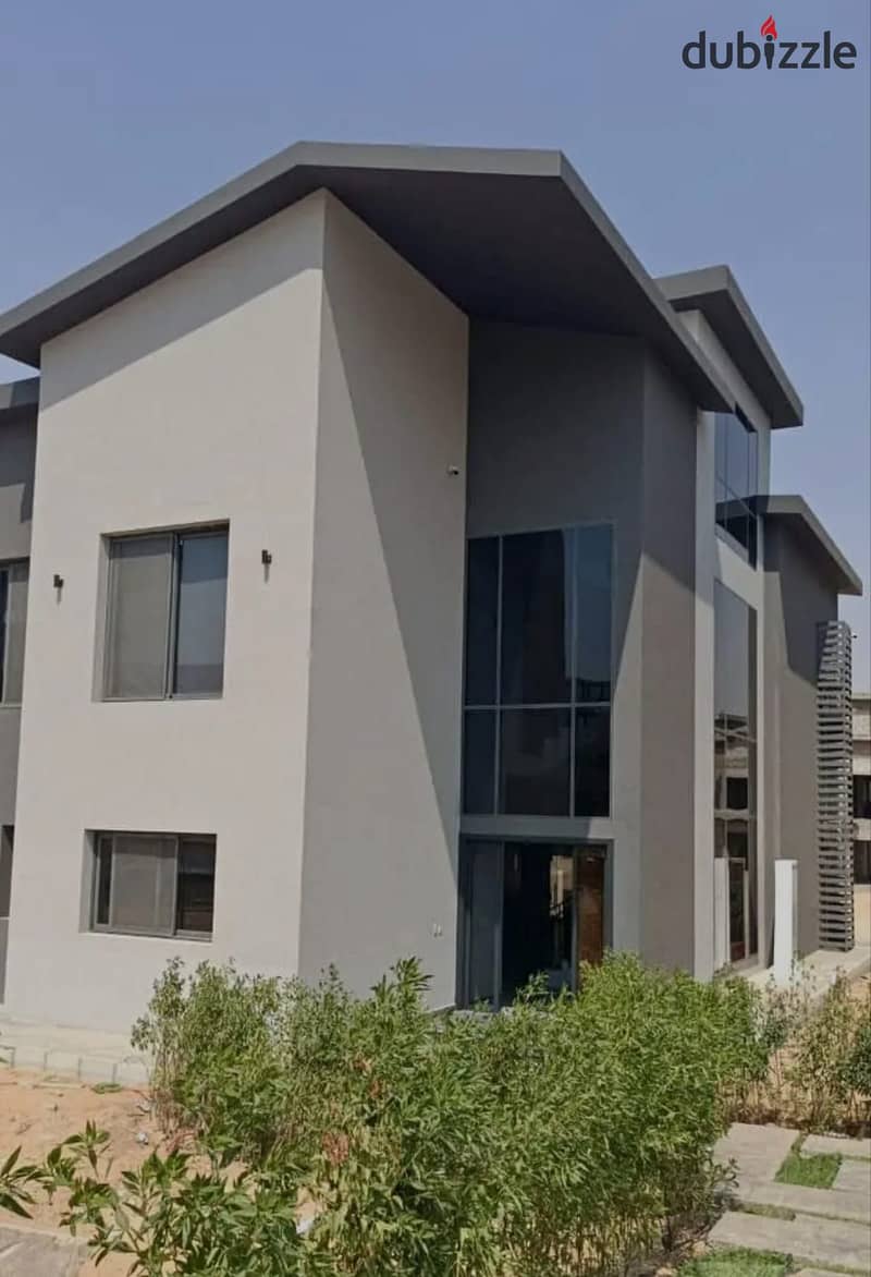 duplex 195m for sale with 20% cash discount in creek town 1