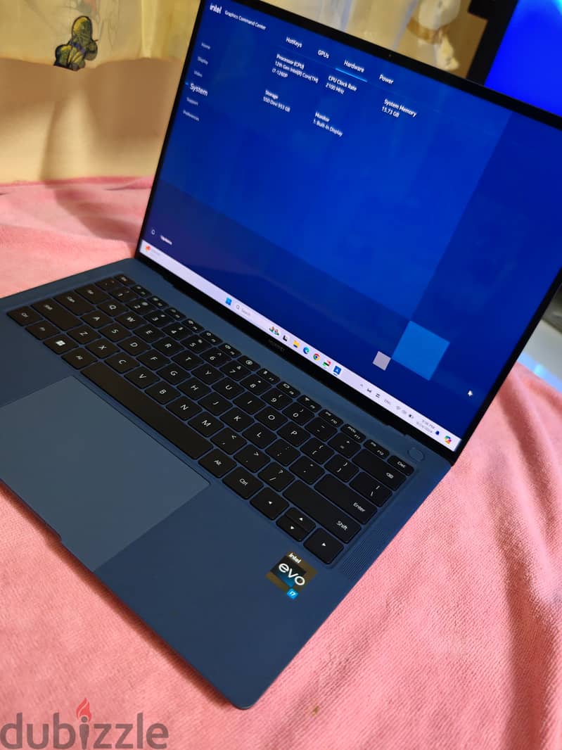 للبيع لاب توب هواوي HUAWEI MateBook X Pro امكاتيات ممتازة مناسب للجرا 7