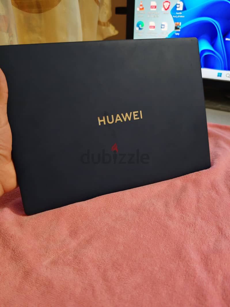 للبيع لاب توب هواوي HUAWEI MateBook X Pro امكاتيات ممتازة مناسب للجرا 8