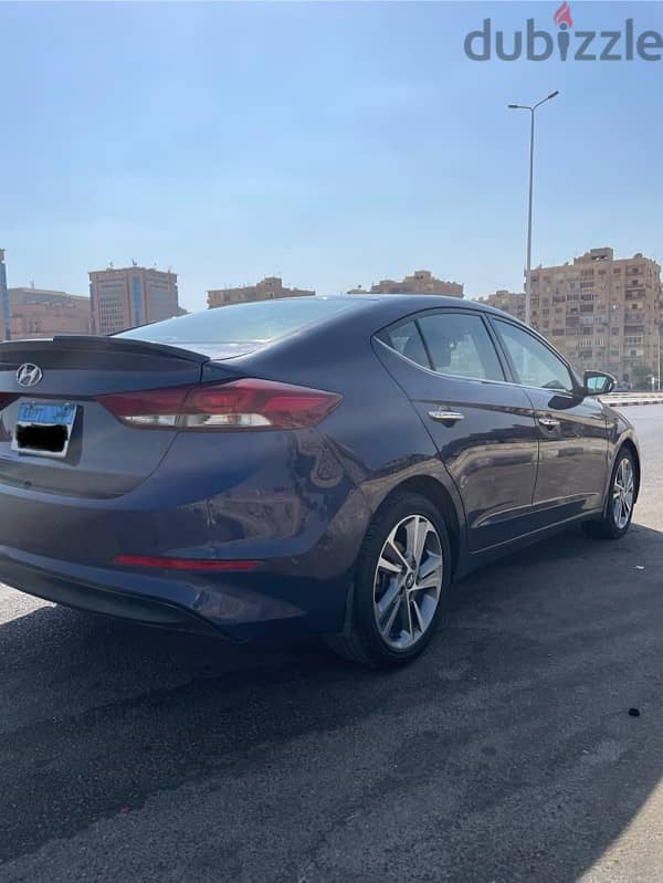 Hyundai Elantra 2017 3