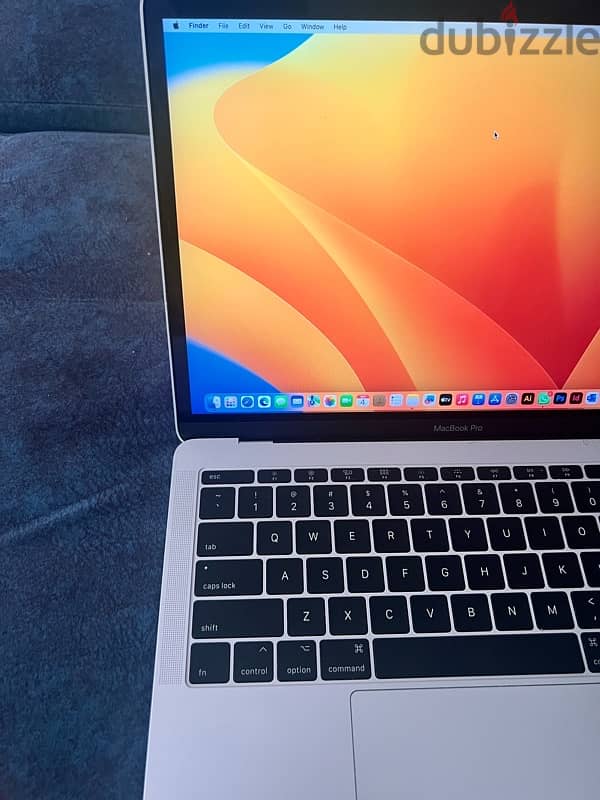 Macbook pro 2017 - 13 Inch - 16G ram - Hard 512 3