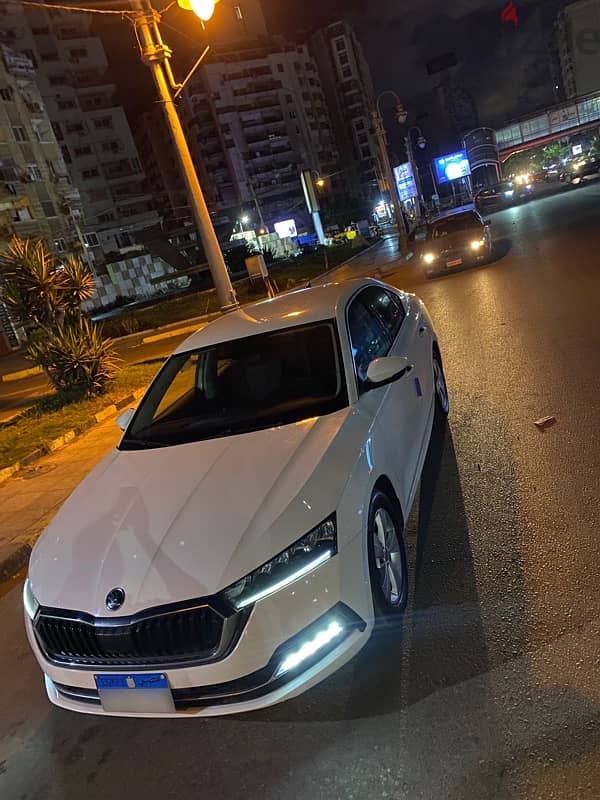 Octavia a8 2022 بدون خربوش 2