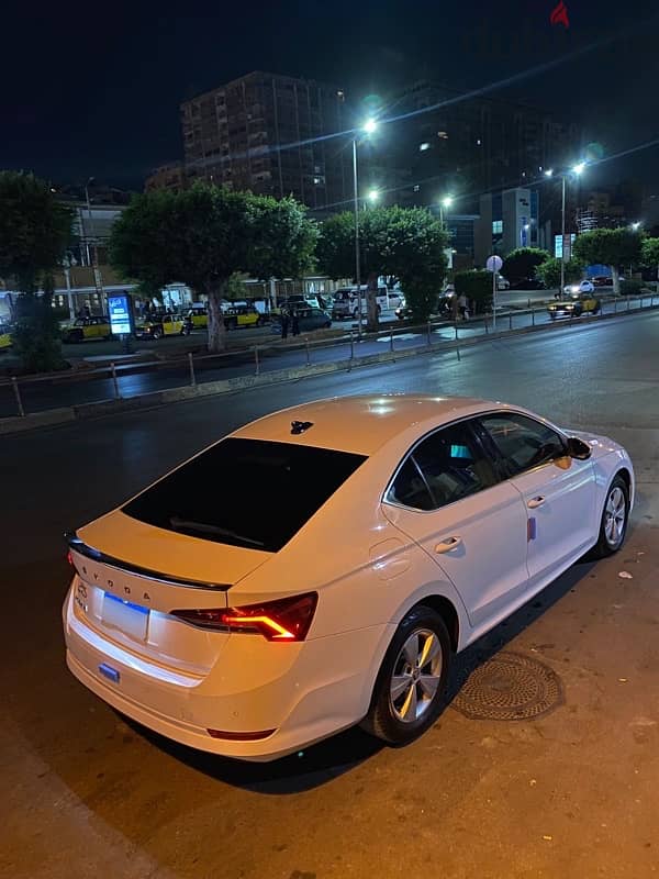 Octavia a8 2022 بدون خربوش 3